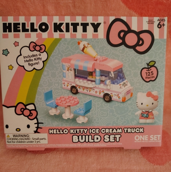Hello Kitty Christmas Bundle - Picture 6 of 10
